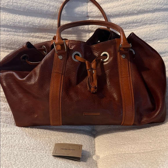 Primonaip Handbags - Primonaip handmade Italian leather bucket bag.